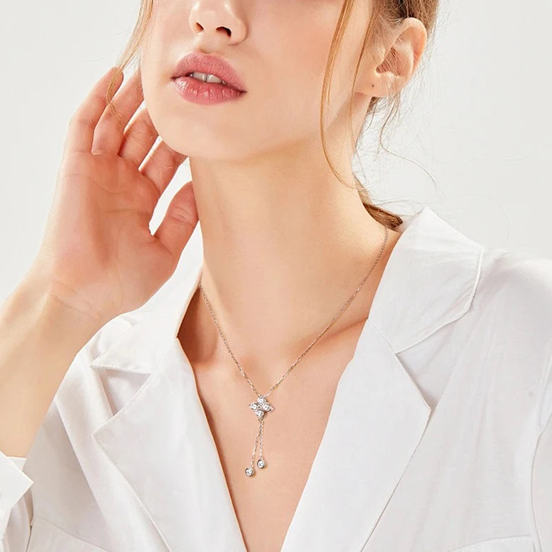 Womans Silver Moissanite Four Leaf Clover Pendant Necklace