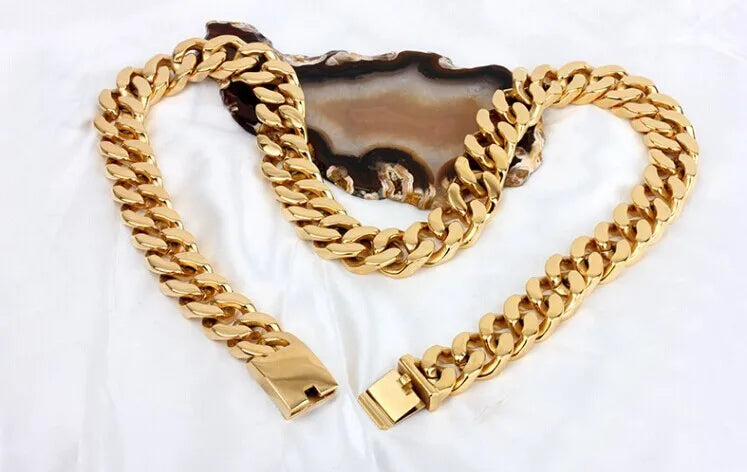 70cm Long Cuban Chain Necklace Stainless Steel Dubai Gold Color.