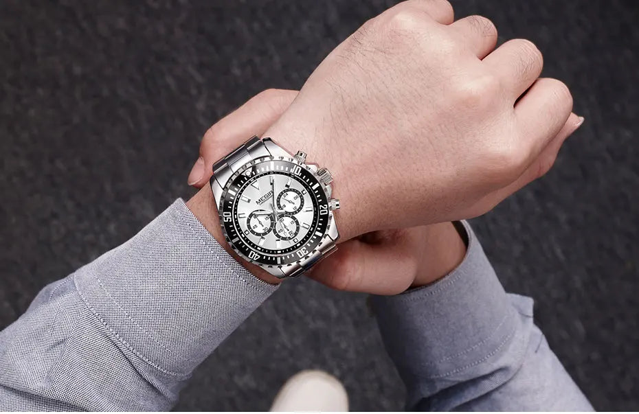 Man's Analogue Chronograph Quartz Stainless Steel Luminous Watch.