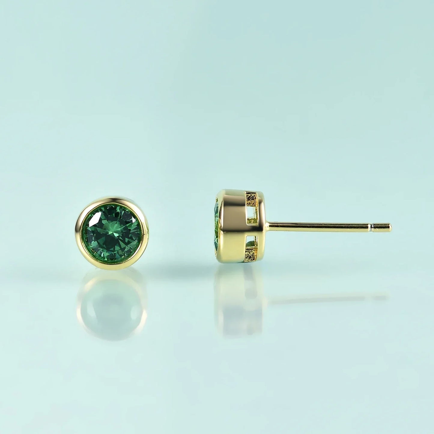 Woman's Sterling Silver Emerald Birthstone Stud Earrings