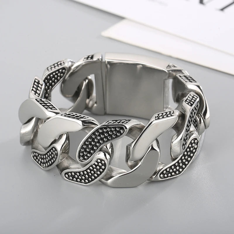 30MM Stainless Steel Mesh Chain Bracelet for Men Silver Color.