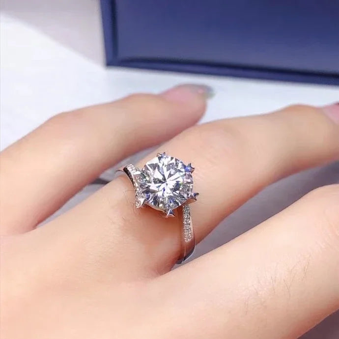 18K White Gold Ring 1ct VVS Grade D Color Moissanite Gold Ring.