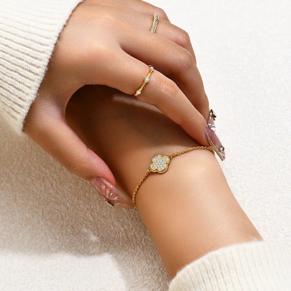 Women's Moissanite Sterling Silver Chain Bezel  Bracelet