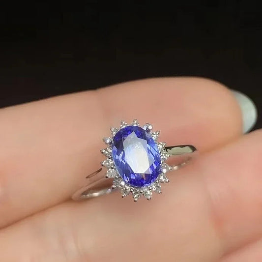 18K Gold Ring for Woman 2.3 Gram Gold 0.8ct 6*8mm Tanzanite Gold Ring.