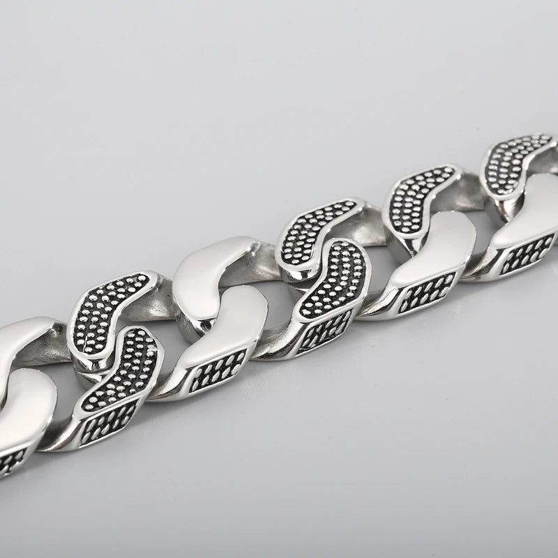 30MM Stainless Steel Mesh Chain Bracelet for Men Silver Color.