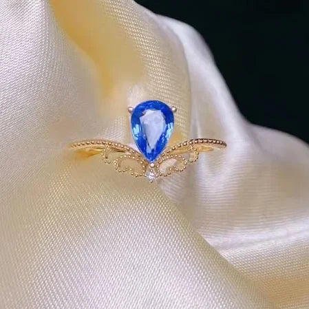 18K Sapphire Ring for Engagement 1.5 Gram 18K Gold 5mm*7mm 0.6ct.